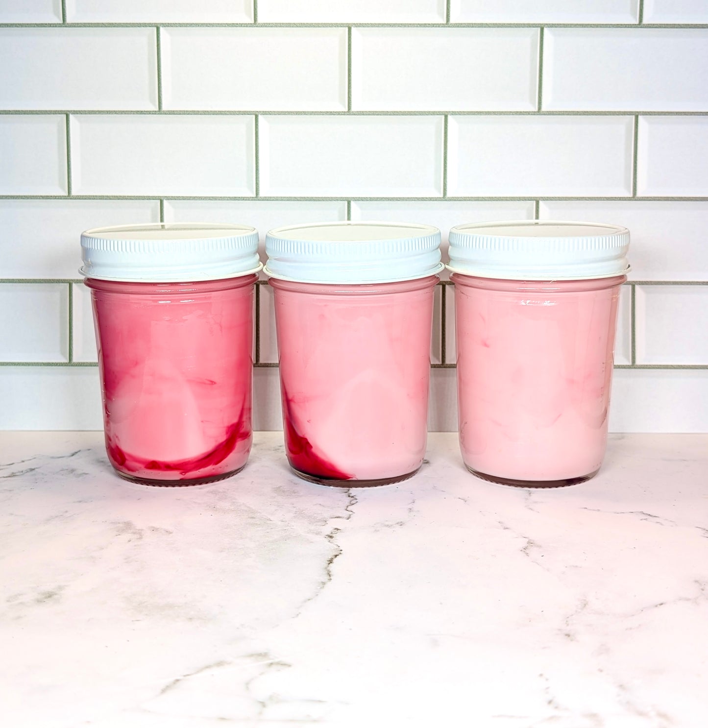 Cashmere Roses 6.5 Oz Jar Candle